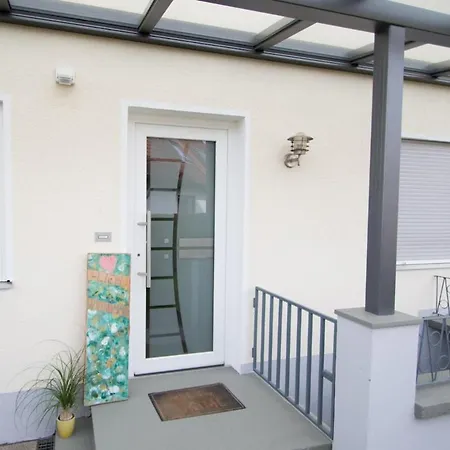 2 Apartment *
